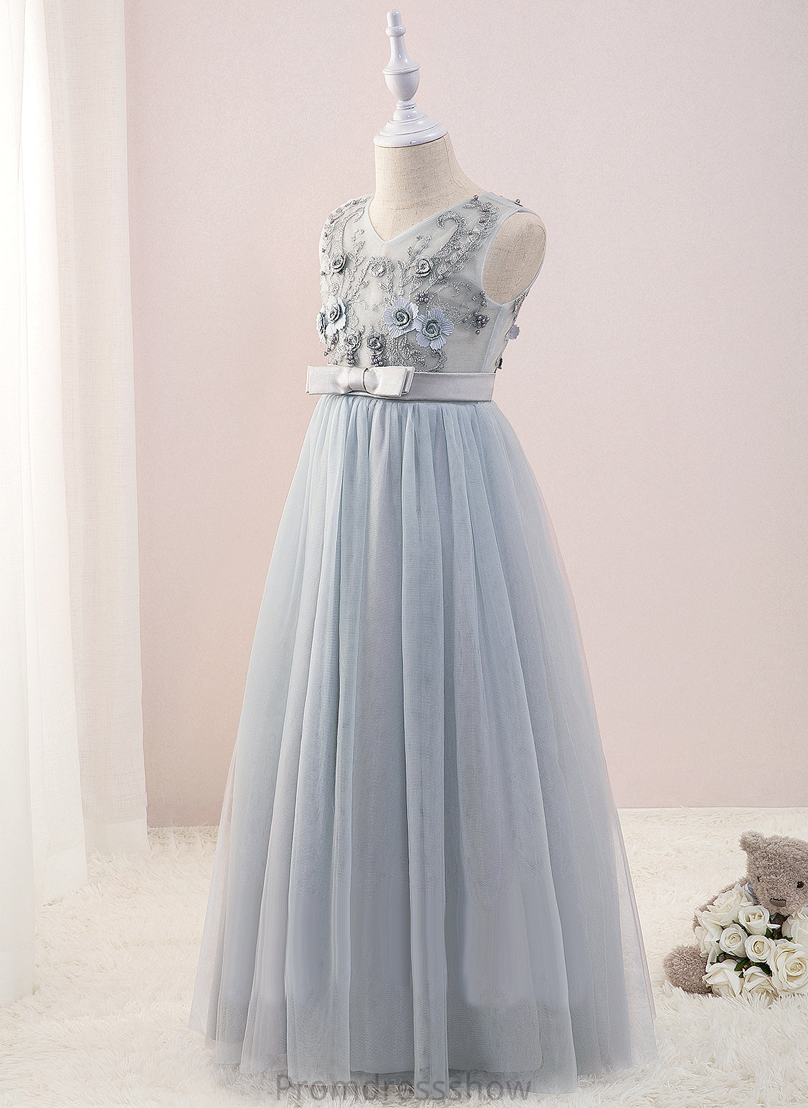 Beading/Flower(s) Flower Girl Dresses With Flower Sleeveless Floor-length Monica Dress - A-Line Tulle/Lace V-neck Girl