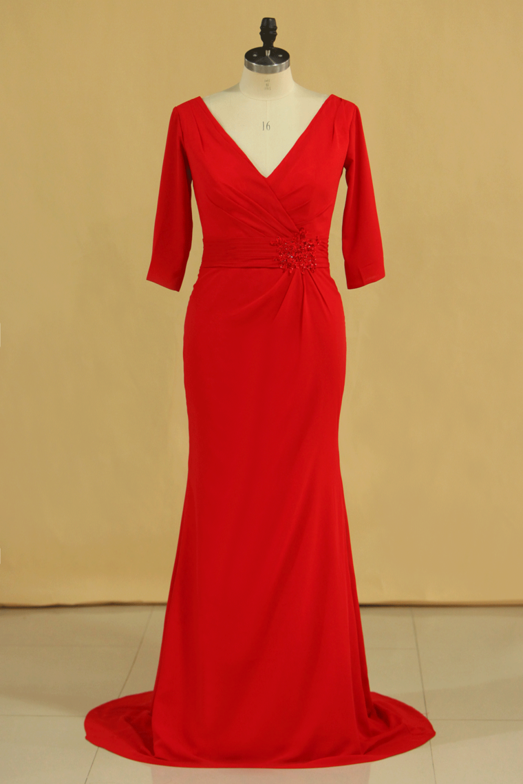 2023 Red Plus Size Mother Of The Bride Dresses V Neck 3/4 Length Sleeve Spandex With Beads Mermaid